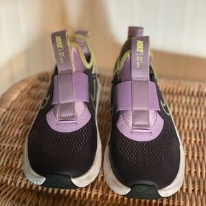Nike Kids Sneakers Black and Purple
